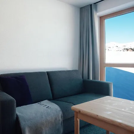 ホテル Alpenstern Geniesserhotel ダーミュルス