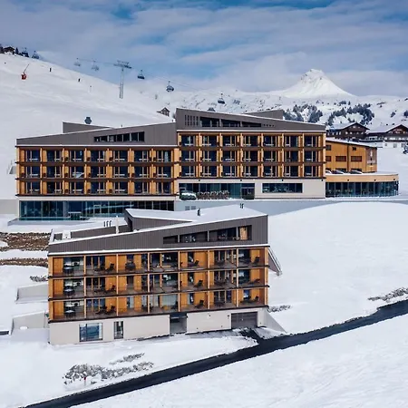 Alpenstern Geniesserhotel 4* ダーミュルス