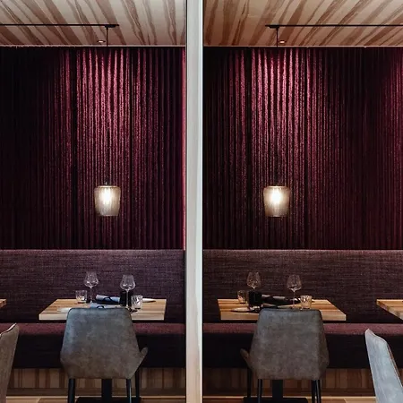 Alpenstern Geniesserhotel ホテル