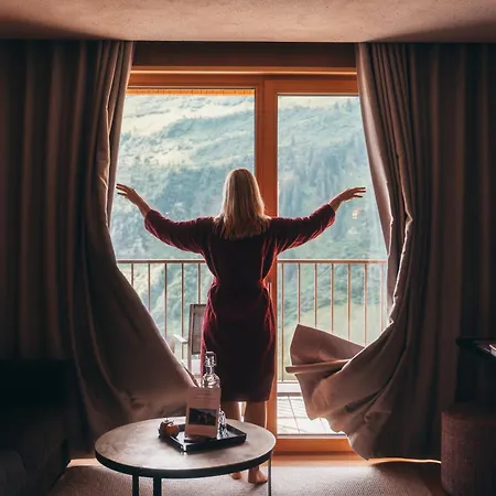 Alpenstern 4*